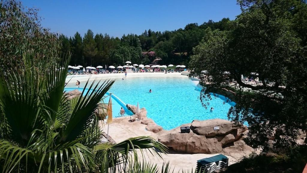 Les Restanques Maison Du Lac 4 Chambres Grimaud Εξωτερικό φωτογραφία